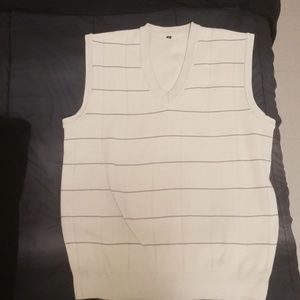 Sweater vest
